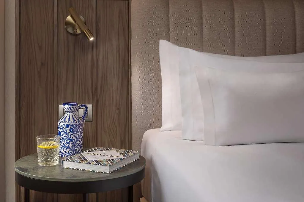 Nh Collection Victoria Otel Granada 4*,  İspanya